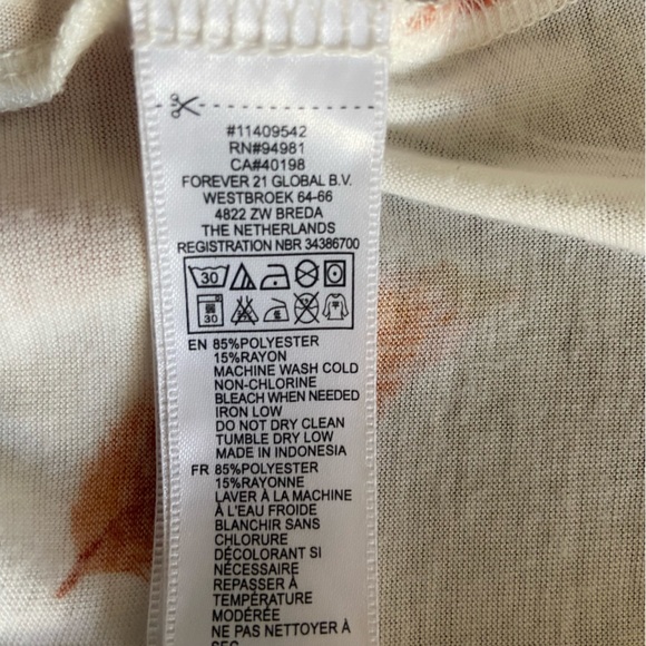 🎉2/20$ Forever 21 Cold shoulder T😎 - Picture 6 of 7